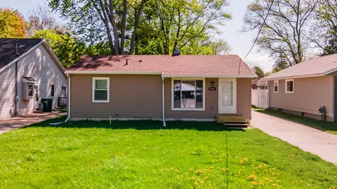 6025 Daft St, Lansing, MI 48911