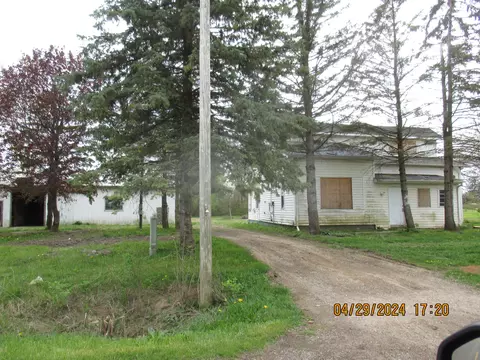 13123 Prattville Rd, Pittsford, MI 49271