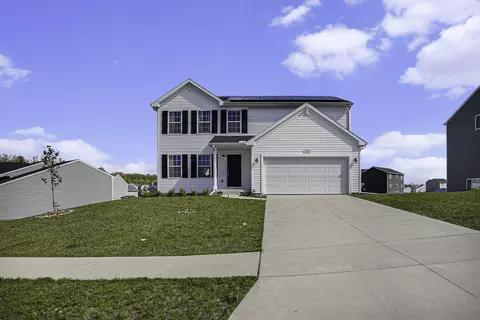 409 Oak View Dr, Middleville, MI 49333