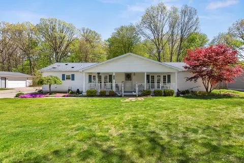 13155 Cogswell St, Romulus, MI 48174