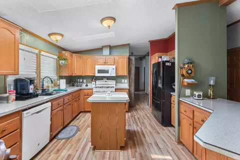13155 Cogswell St, Romulus, MI 48174 photo 12