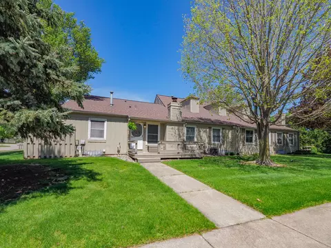 5587 Newhaven Cv, Portage, MI 49024