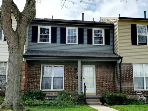 3064 Bolgos Cir, Ann Arbor, MI 48105