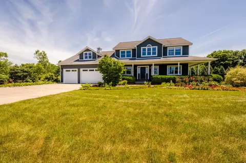 9565 Holden Rd, Baroda, MI 49101