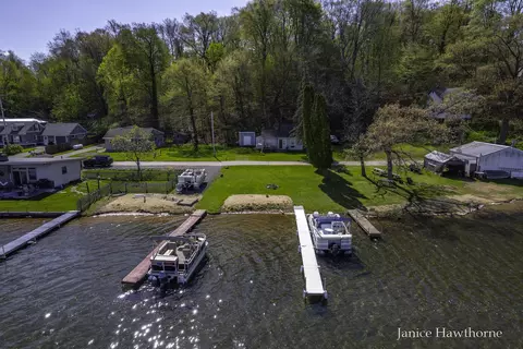 4093 S Shore Dr, Delton, MI 49046