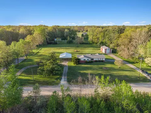 10695 Talladay Rd, Willis, MI 48191