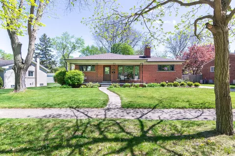 2317 Yorkshire Rd, Ann Arbor, MI 48104