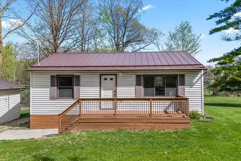 6979 Howe Rd, Bath, MI 48808 photo 25
