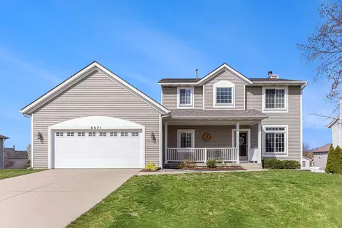 6571 Nearpoint Dr, Caledonia, MI 49316