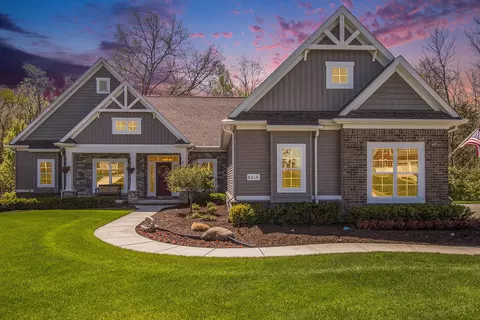 8818 Amboy Dr, Brighton, MI 48116