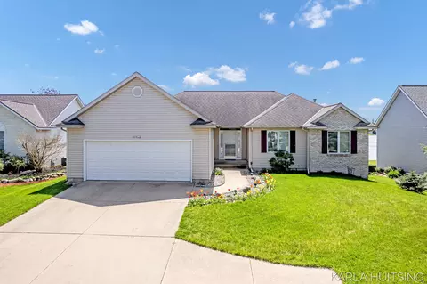10548 Riley St, Zeeland, MI 49464