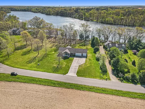 67735 Black Run Way, Constantine, MI 49042 photo 6