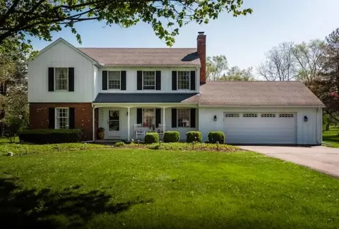 5803 Wagon Wheel Dr, Saline, MI 48176