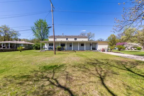 10015 Romaine St, Romulus, MI 48174 photo 11