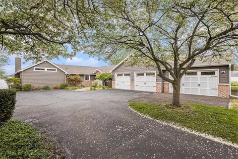 604 Lyon Lake Rd, Marshall, MI 49068 photo 2