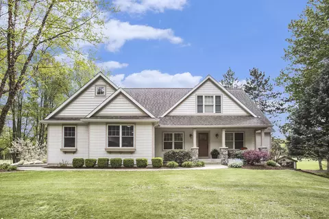 4482 E Ottogan St, Holland, MI 49423