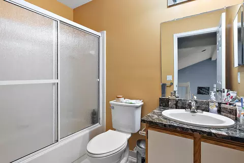 15255 Windmill Dr, Macomb, MI 48044 photo 27
