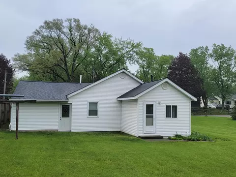 230 Bender St, Jackson, MI 49202 photo 3