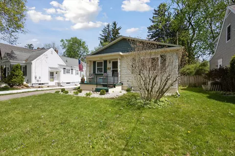 1121 S Webster St, Jackson, MI 49203 photo 4