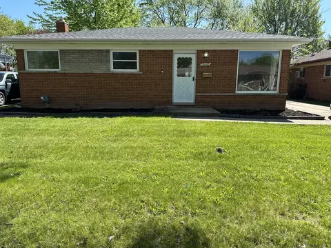 26666 Patricia Ave, Warren, MI 48091
