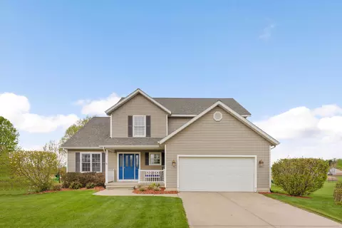 4712 Lauren Ln, St. Joseph, MI 49085