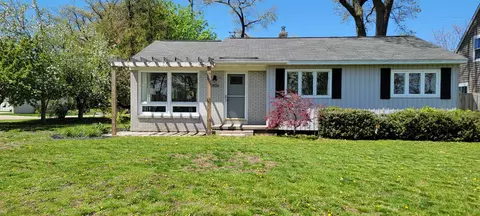 1806 Oak Ave, North Muskegon, MI 49445