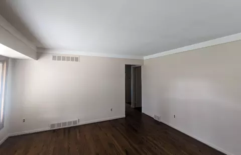 1094 N Stephen Ave, Clawson, MI 48017 photo 6