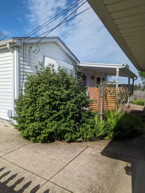 1094 N Stephen Ave, Clawson, MI 48017 photo 38