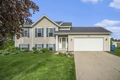 1759 River Bend Dr, Allegan, MI 49010
