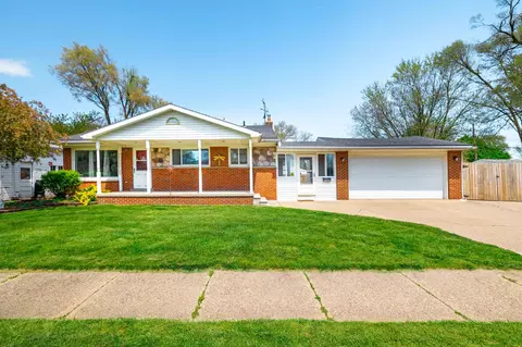 22310 Fairfax St, Taylor, MI 48180