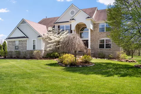 6757 N Meadows Way, Dexter, MI 48130
