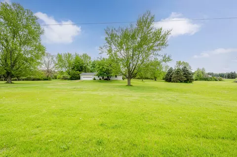 4700 E Napier Ave, Benton Harbor, MI 49022 photo 4
