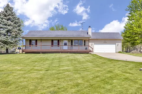 7558 Tucker Ln, Jackson, MI 49201