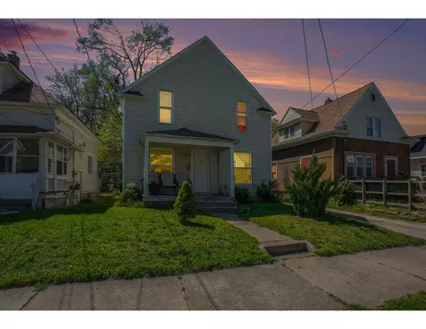 1925 Palace Ave SW, Grand Rapids, MI 49507