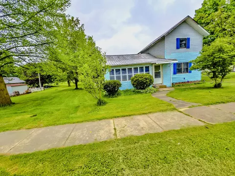200 Main St, Waldron, MI 49288