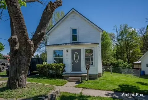 321 E Ann St, Belding, MI 48809