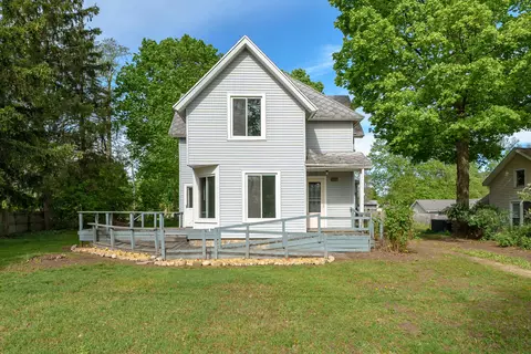 108 Cottage St, Gobles, MI 49055
