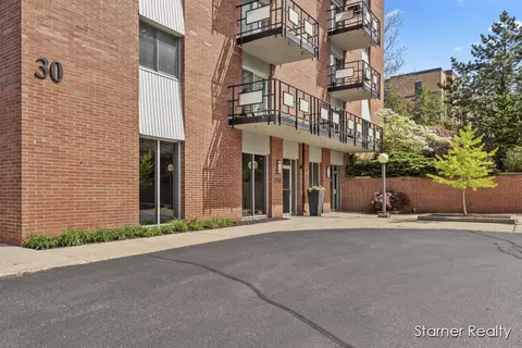 30 College Ave SE #38, Grand Rapids, MI 49503