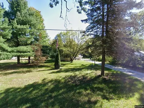 1180 N Green Creek Rd, Muskegon, MI 49445