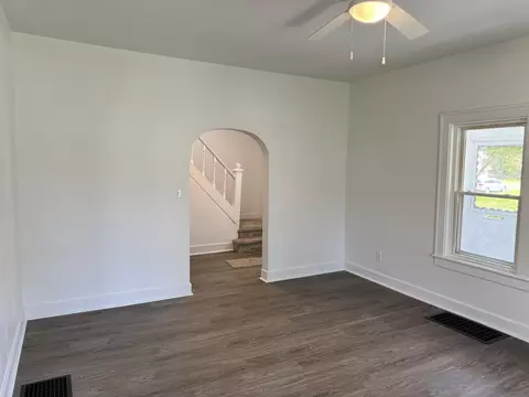 1612 Deyo St, Jackson, MI 49203 photo 11