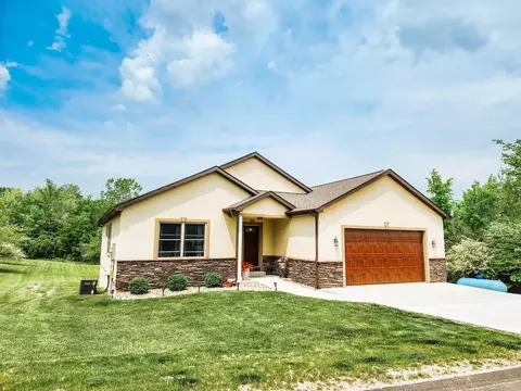 14124 E Diane Dr, Camden, MI 49232