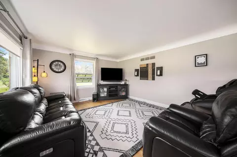 5970 N Maple Rd, Saline, MI 48176 photo 9