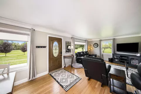 5970 N Maple Rd, Saline, MI 48176 photo 8
