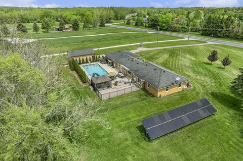 5970 N Maple Rd, Saline, MI 48176 photo 5