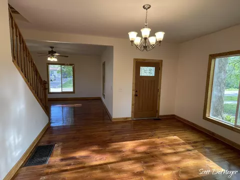 323 E Main St, Maple Rapids, MI 48853 photo 23