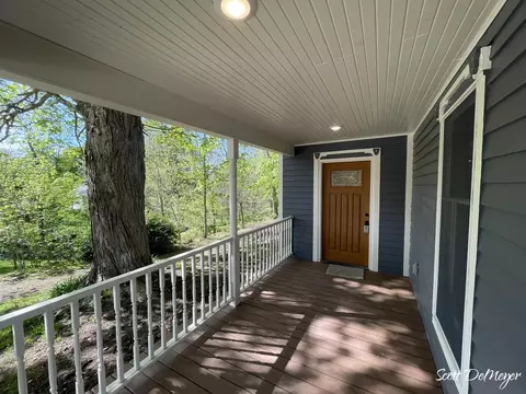 323 E Main St, Maple Rapids, MI 48853 photo 6