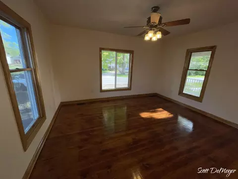 323 E Main St, Maple Rapids, MI 48853 photo 26