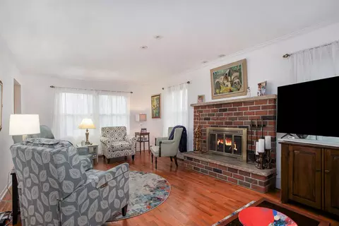 216 Squaw Creek Rd, Marshall, MI 49068 photo 4