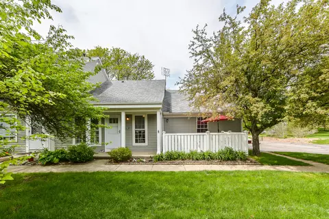 2901 Whittier Ct, Ann Arbor, MI 48104