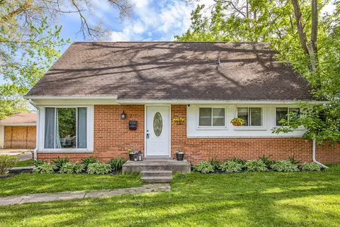723 Cayuga St, Ypsilanti, MI 48198